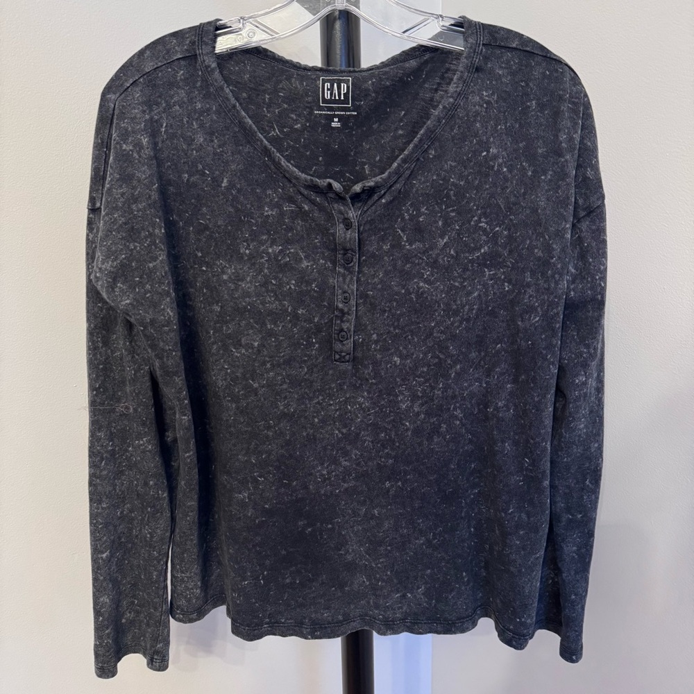 GAP Cotton Vintage Washed Long Sleeve Henley - Picture 2 of 5